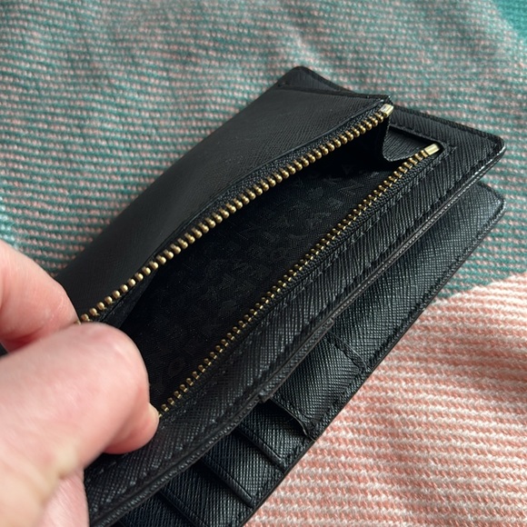 Kate Spade slim black bifold wallet ✨ final reduction. - Picture 7 of 8